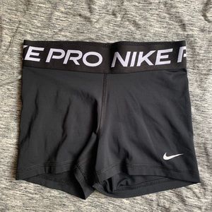 Nike Women's Pro 3” Shorts Size Small Black